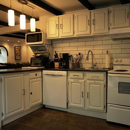 Auberge A La Fontaine Сътън Екстериор снимка