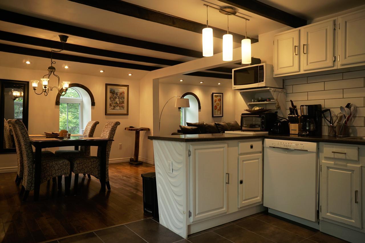 Auberge A La Fontaine Сътън Екстериор снимка